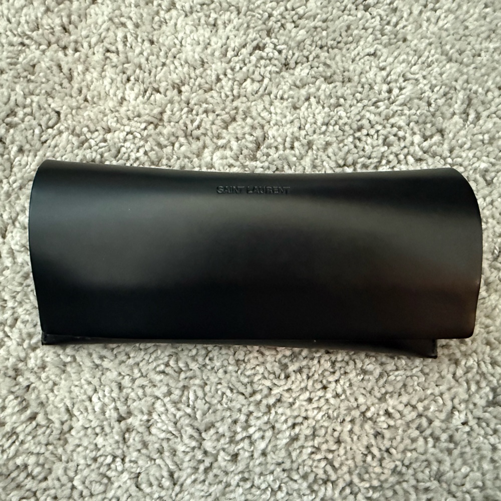 Saint Laurent SL552 Sunglasses - Picture 8 of 9